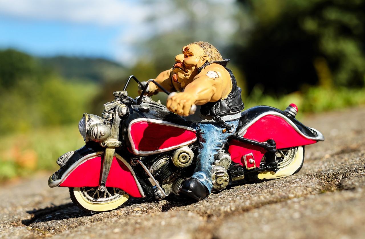 biker, figure, motorcycle-1651759.jpg